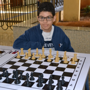 Arthur Gomes fica em 3° lugar no Circuito Escolar de Xadrez